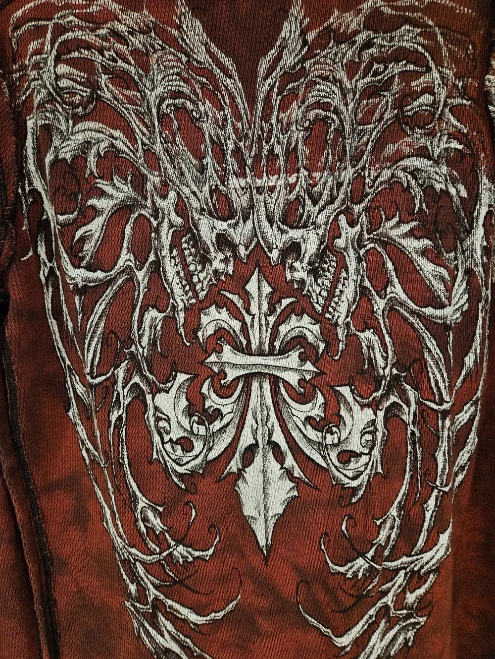 Affliction Burnt Red/Burgandy Distressed Crewneck with White Black Crest - Picture 4 of 5